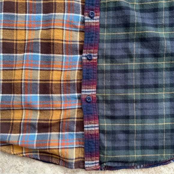 American Eagle Outfitters Men's Hooded Flannel Mismatch Pattern Shirt - Picture 10 of 14